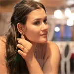 Алена  Константиновна Лобанова